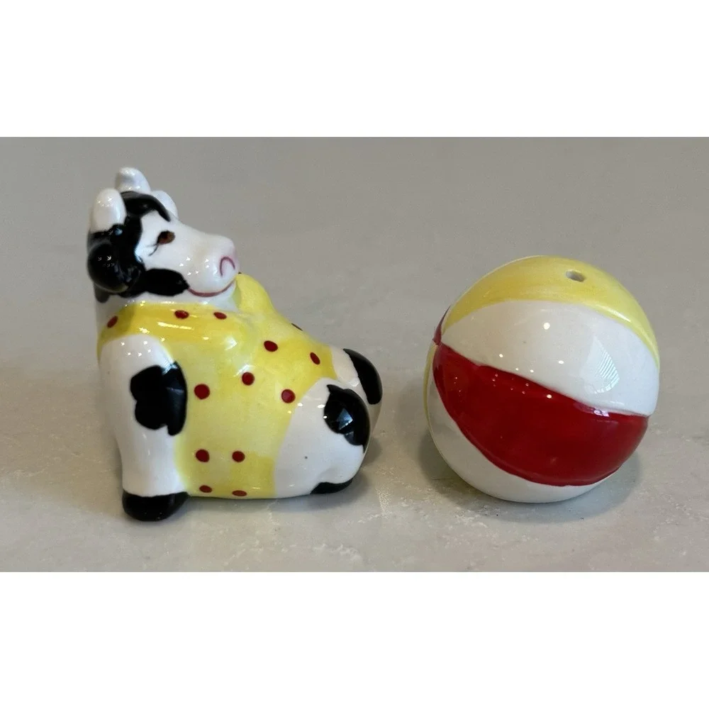 Vtg Clay Art‎ Miniature, Cow and Beach Ball Salt and Pepper Shakers, Mini S&P